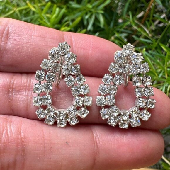 VTG Earrings Rhinestone Rhinestone Teardrop Silver Tone Statement Classy 1" - Picture 1 of 7
